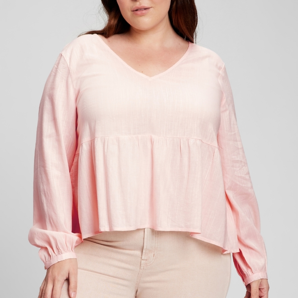 🥳FINAL PRICE👍💕 NWT‼️ GAP brand V-neck Long Sleeve Tiered Blouse